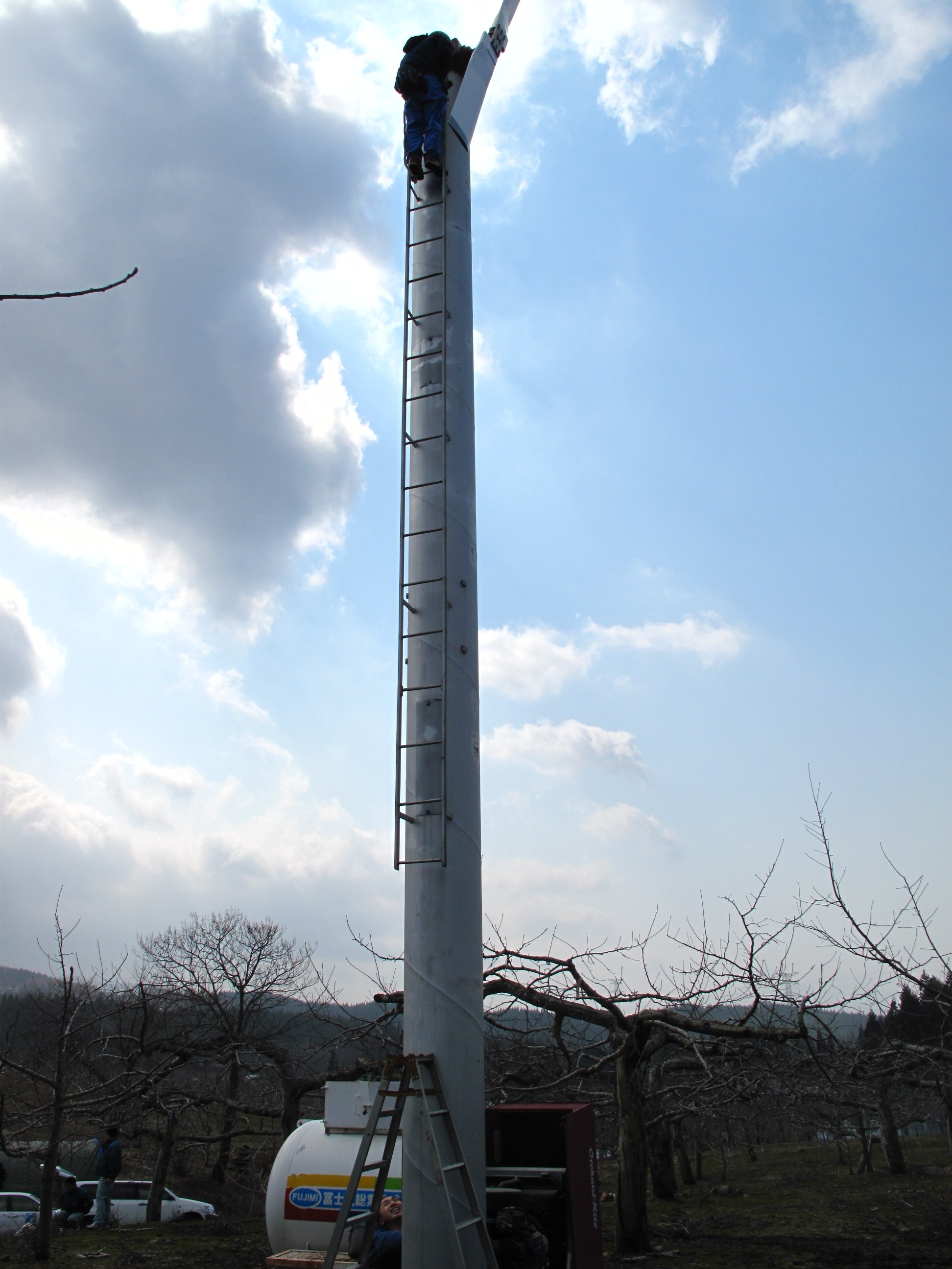 今のりんご園の様子「防霜」 - りんご大学